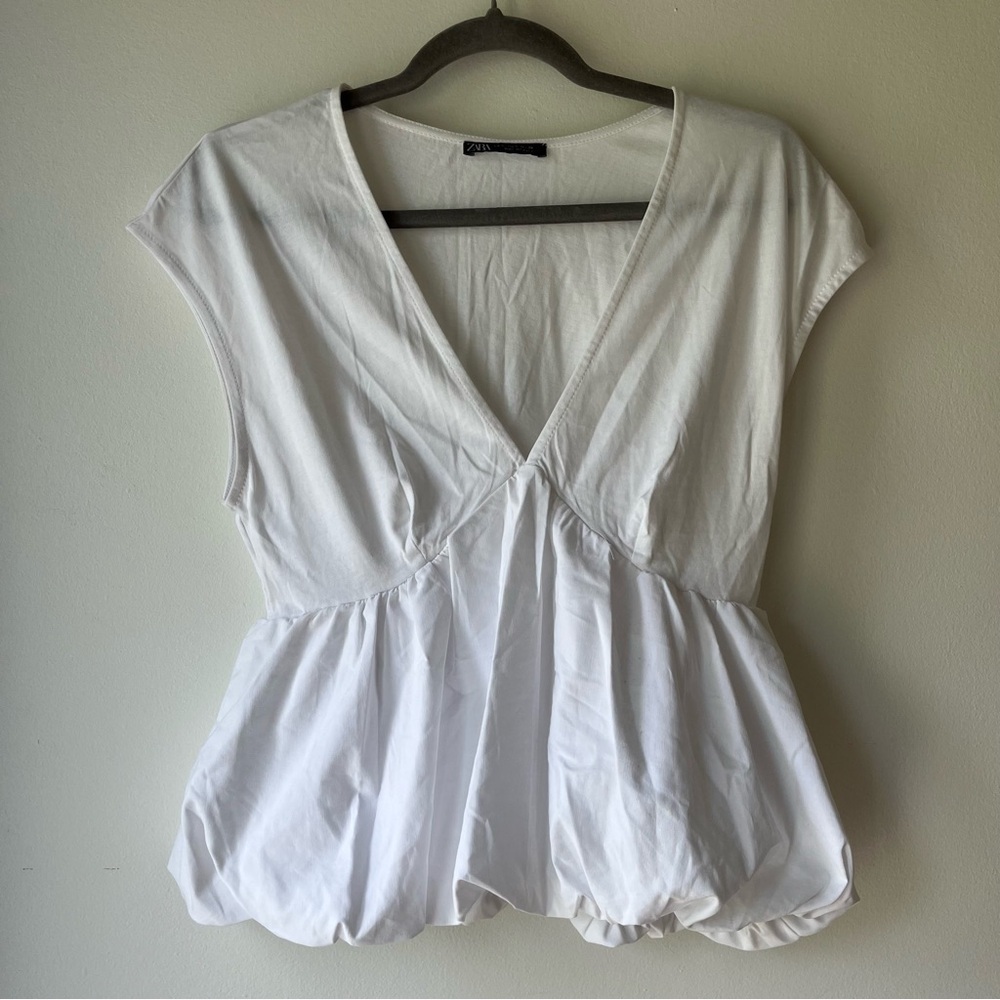 ZARA Women’s White Bubble Hem Peplum Top V-Neck Cap Sleeve Size Small summer